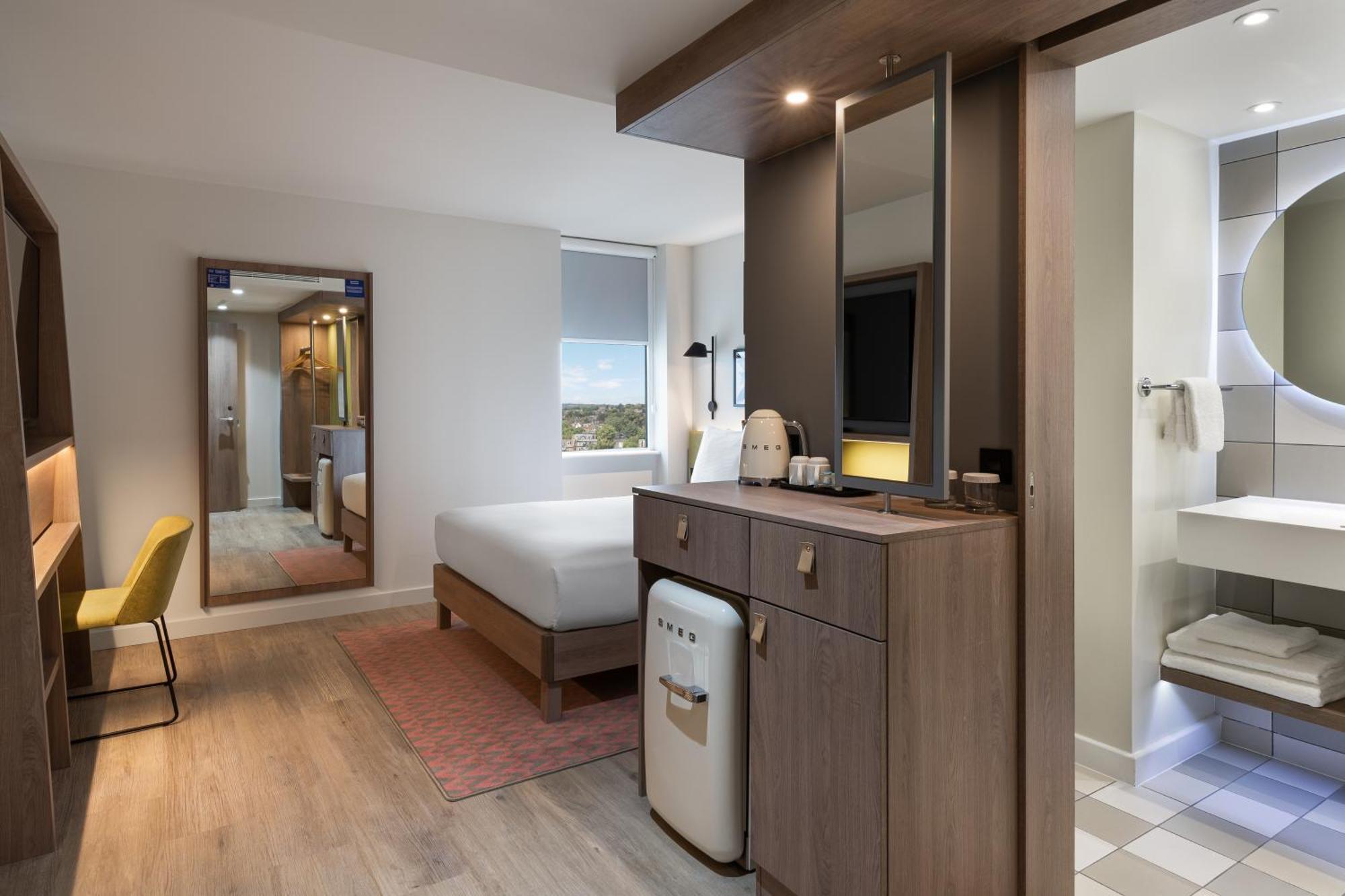 Hampton By Hilton Dublin City Centre Экстерьер фото