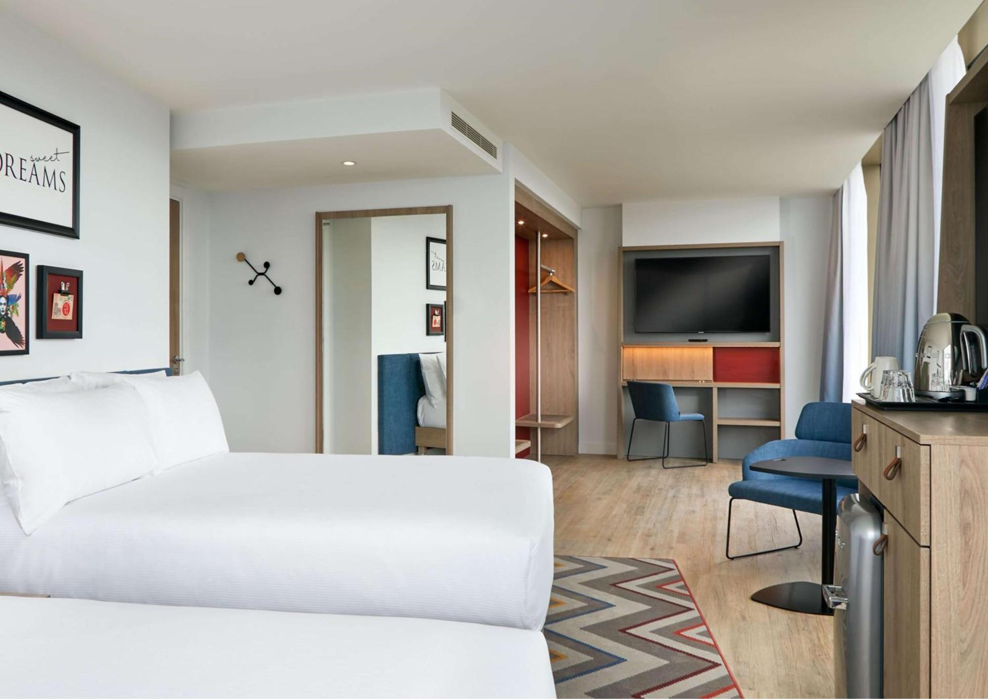 Hampton By Hilton Dublin City Centre Экстерьер фото