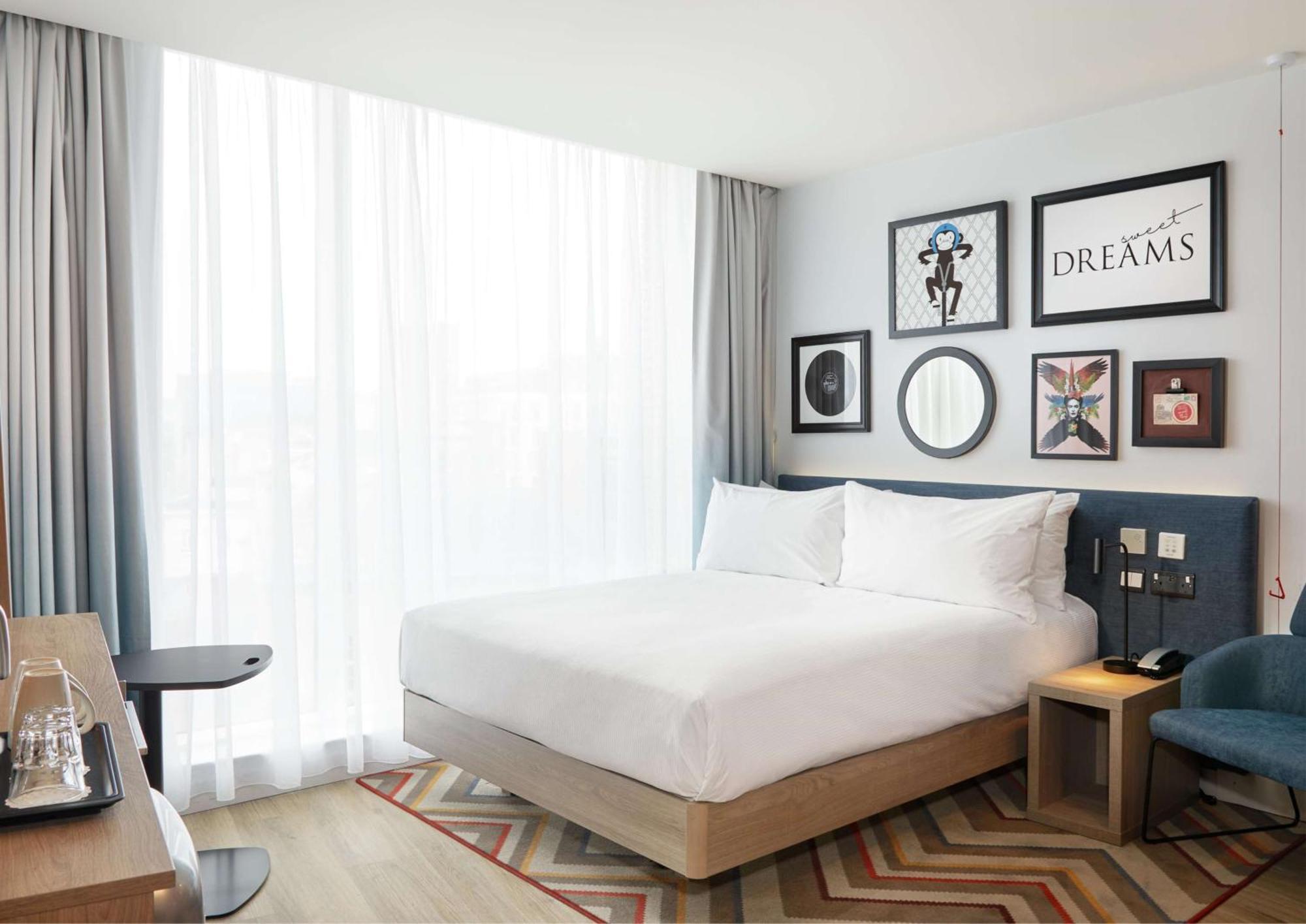 Hampton By Hilton Dublin City Centre Экстерьер фото